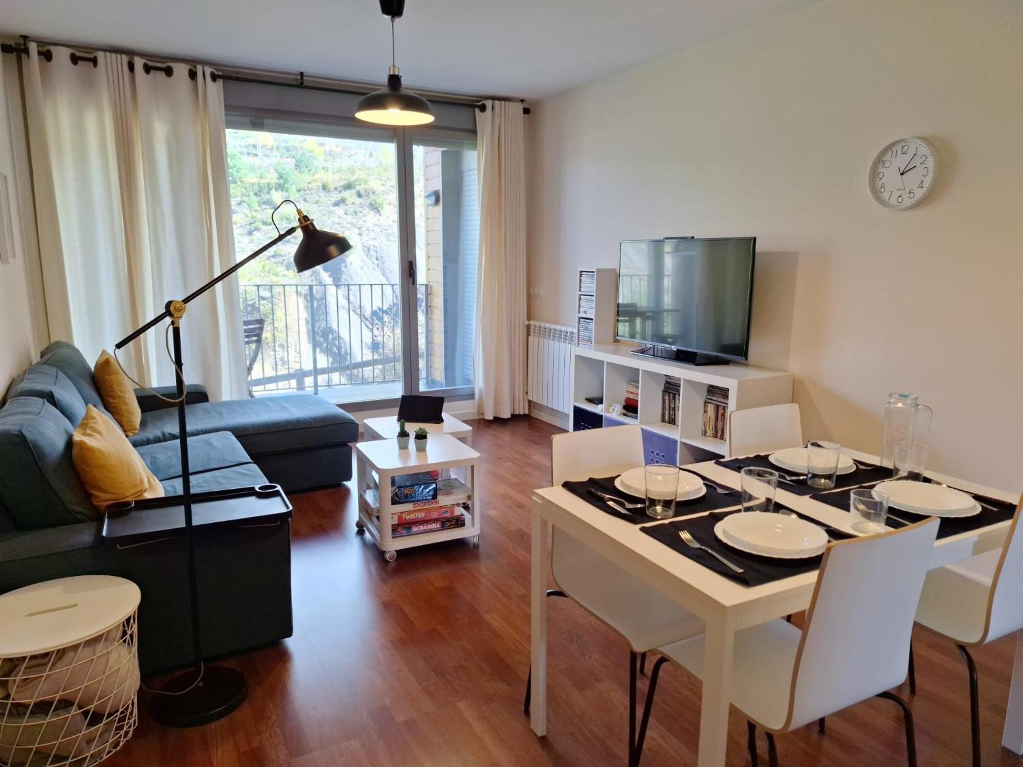 Apartamento En Urb. Las Margas Golf Sabinanigo Exterior photo
